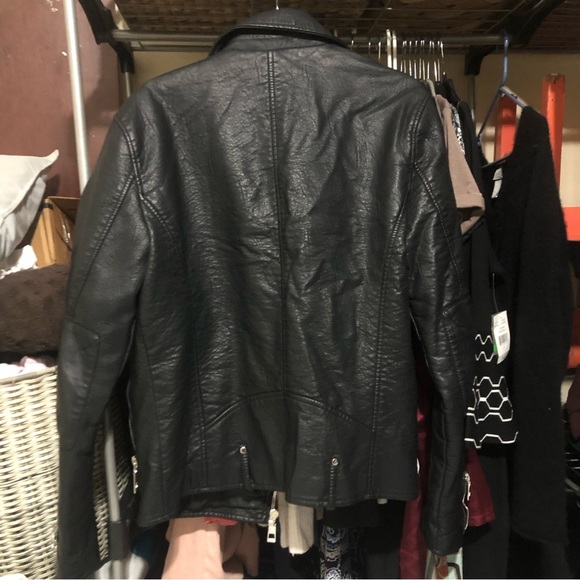Genuine, leather motorcycle jacket - Picture 4 of 8